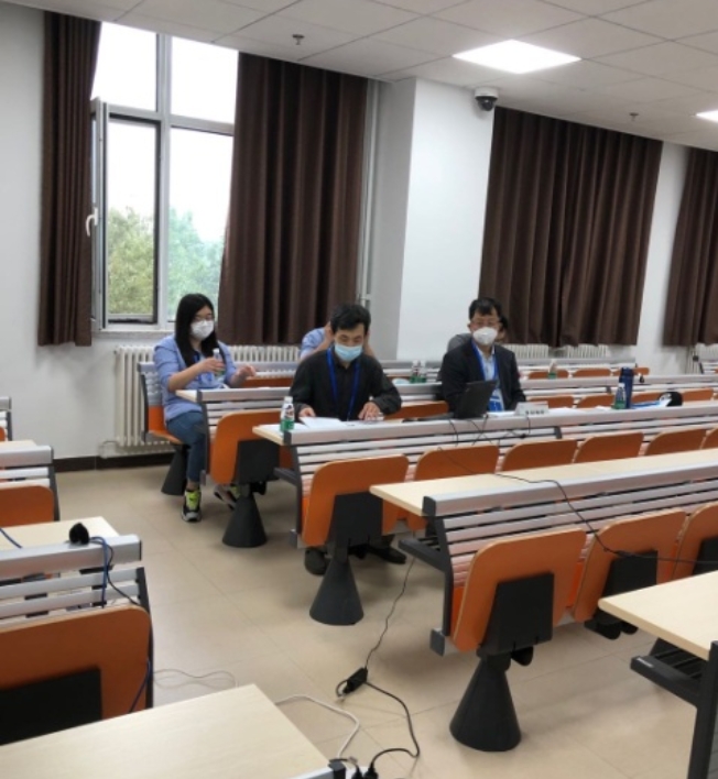 C:\Users\Yaodong\_DDNZone_\My Files\UIBE\免费a片
工作\1. 研究生教学\a招生\2020硕士招生\照片\微信图片_20200603102112.jpg